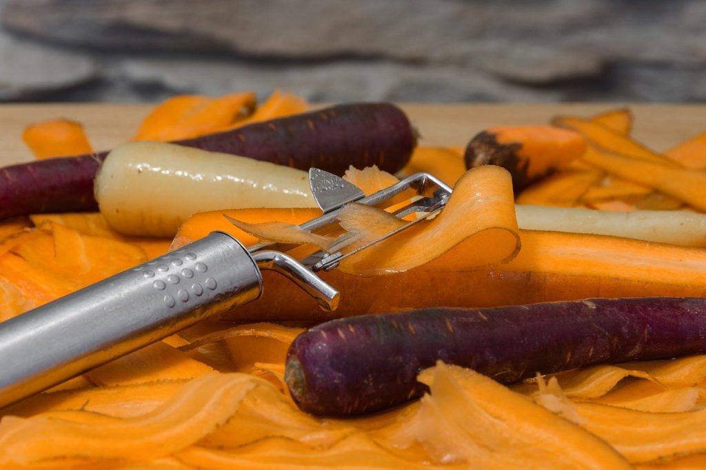 Stainless steel carrot peeler